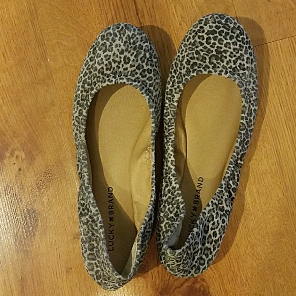 Ballet flats